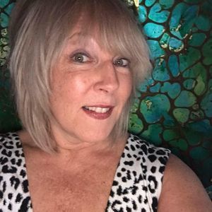 Meet your Posher, Sandy